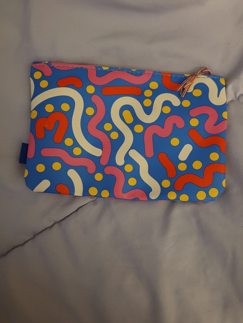 Ipsy Colorful Abstract Makeup Bag - Picture 3 of 6